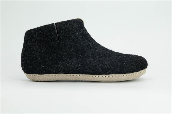 Giu Giu Wool Felt Ankel Boot Womens